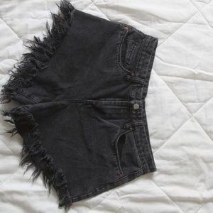 Black NYC high rise short